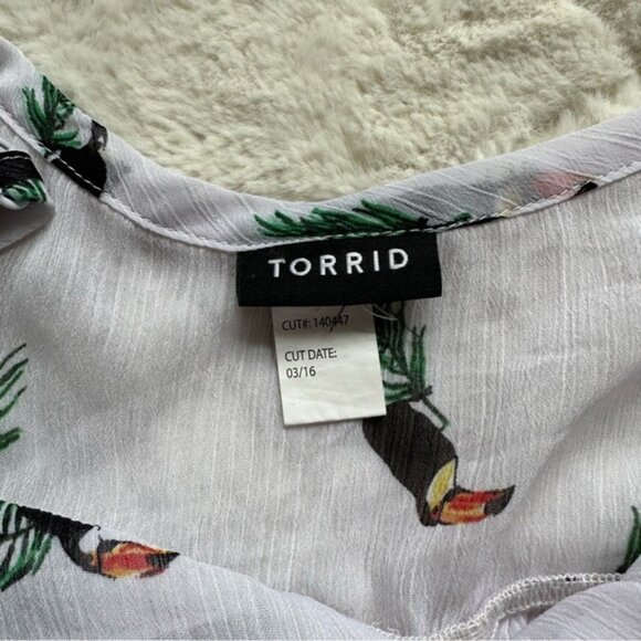 Torrid | Chiffon Peplum Toucan Print Babydoll Tank | Size 00 - Picture 8 of 11